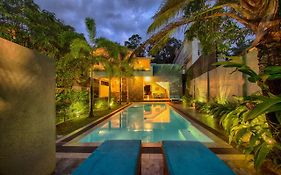 Deltora Villa